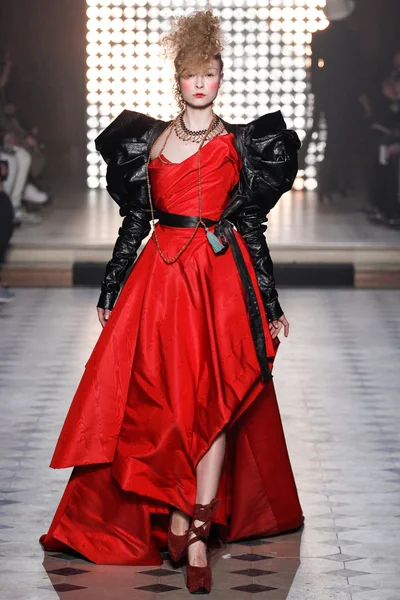 Look 38